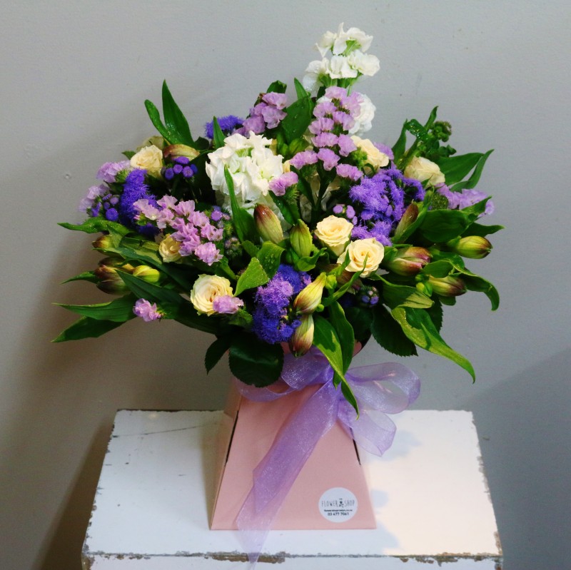 Beautiful Seasonal Pastels Order Beautiful Fresh Flowers Online The