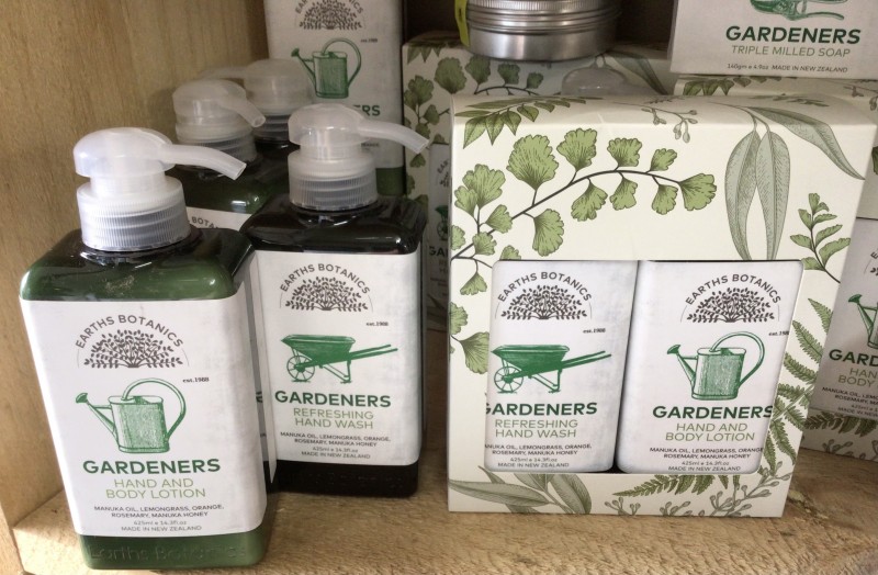 Earths botanicals gift box Send Flowers And Gifts Dunedin The